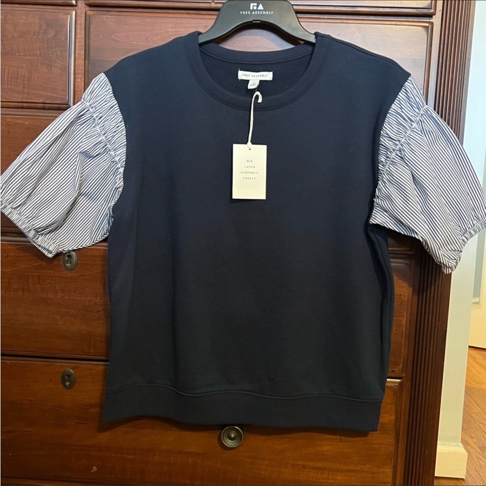 Smocked Sleeve Sweatshirt Size Large NEW